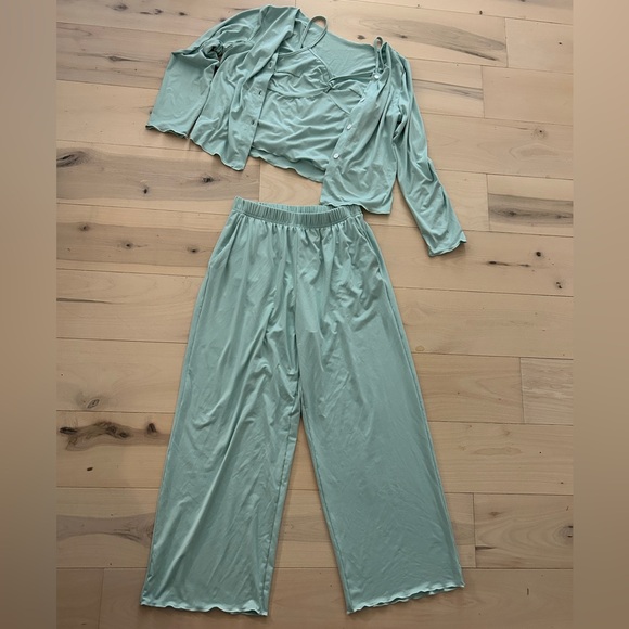 3 Piece Large Mint Green Women's Sleepwear Set*Cardigan/Tank/Pants NWOT - Picture 5 of 16